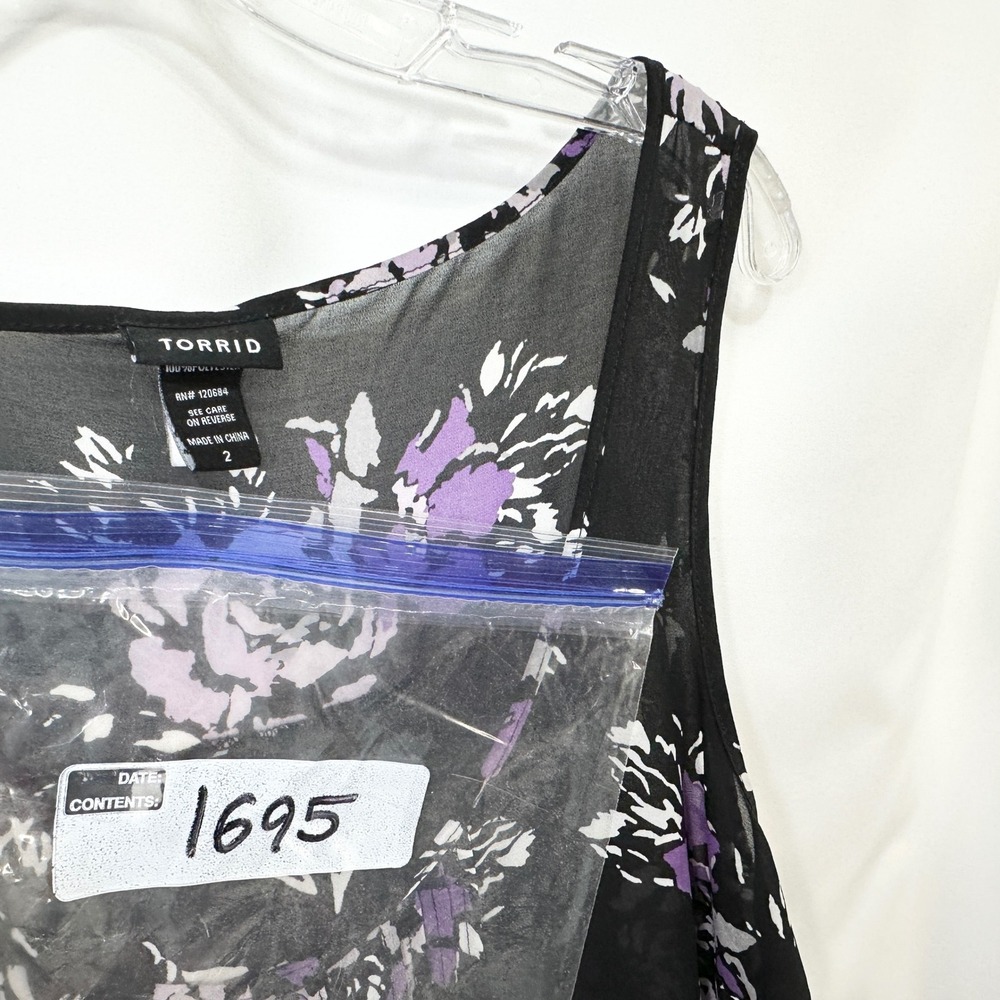 Torrid Plus Size 2X Tank Top Black Purple Floral Chiffon Tulip Back 1695 - Picture 10 of 10